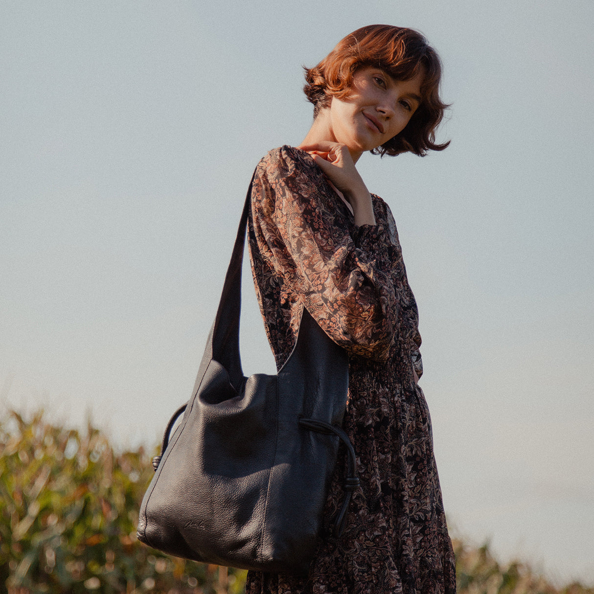 Black Seneca Cinch Shoulder