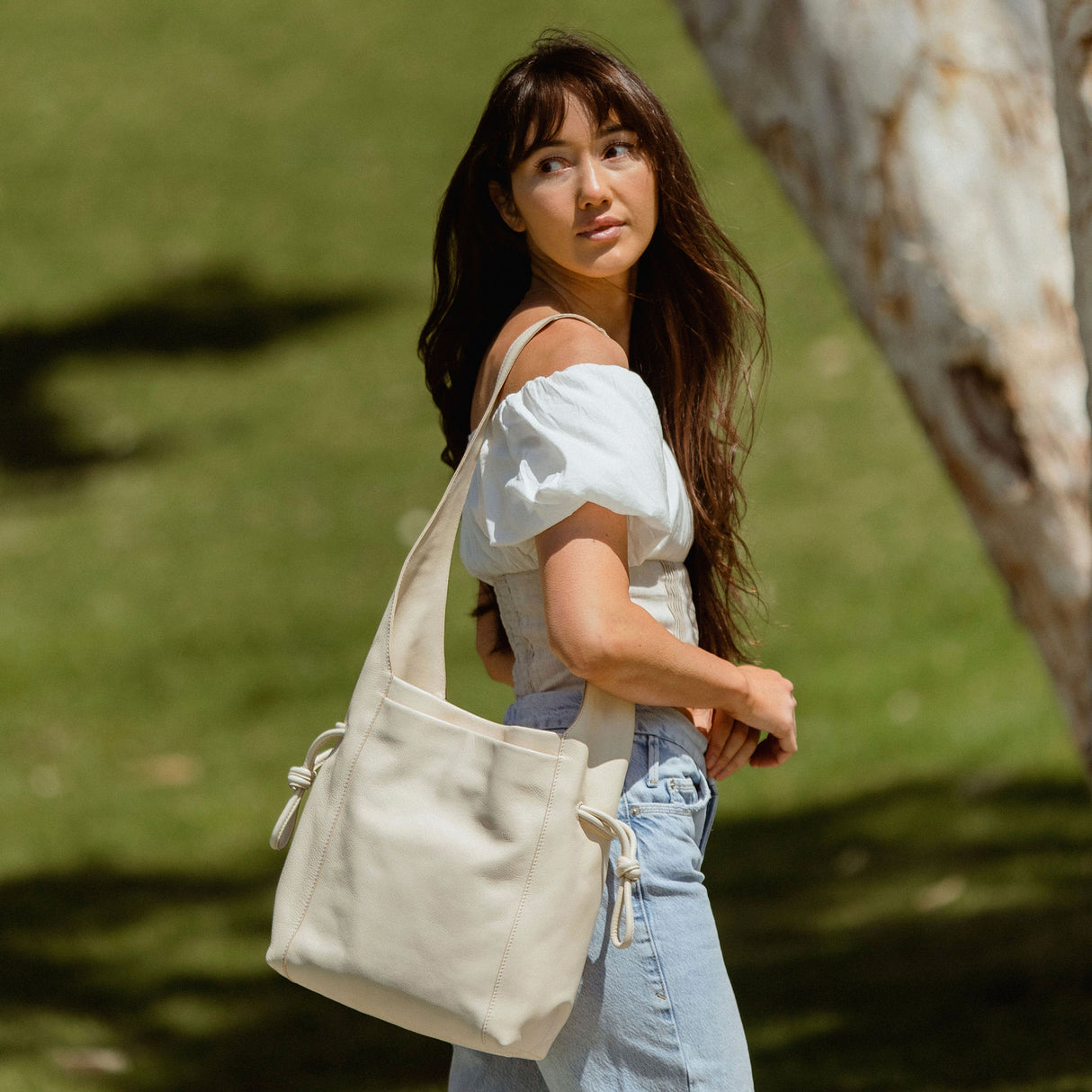 Crema Seneca Cinch Shoulder